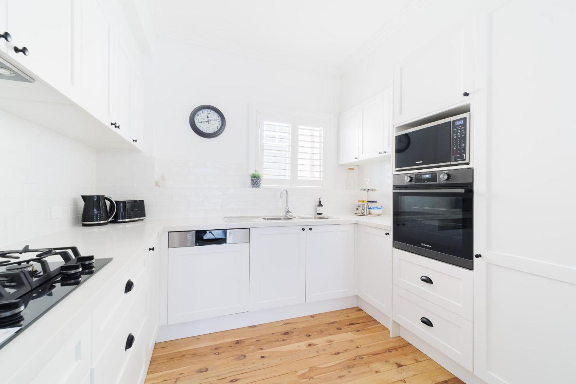 La Villette Sleeps 9 Fireplace Bbq Pet Friendly คาทุมบา ภายนอก รูปภาพ