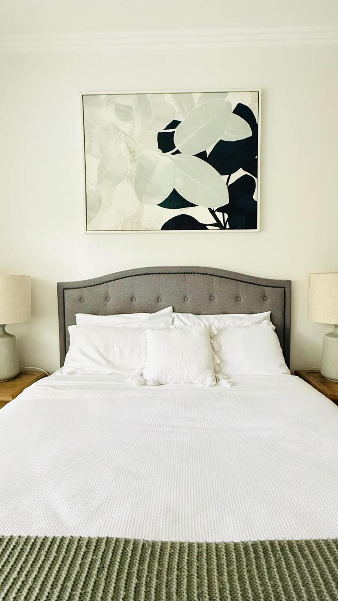 La Villette Sleeps 9 Fireplace Bbq Pet Friendly คาทุมบา ภายนอก รูปภาพ
